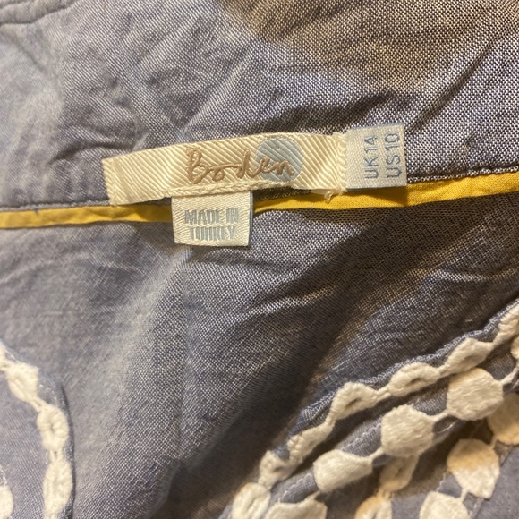 Boden Embroidered Boho Top - Picture 3 of 4
